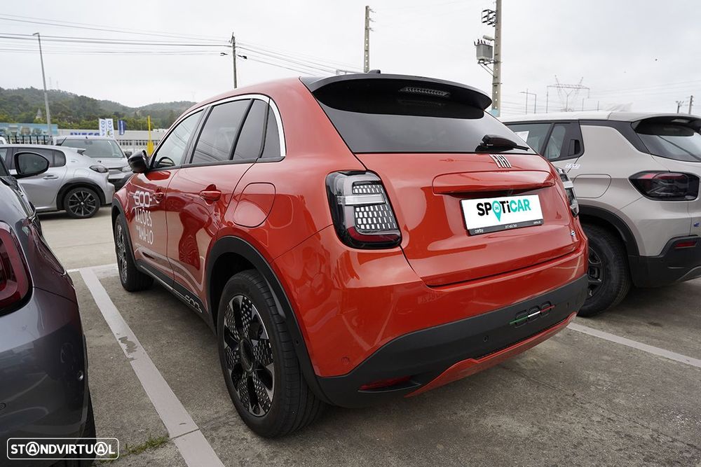 Fiat 600e 54 kWh La Prima - 3