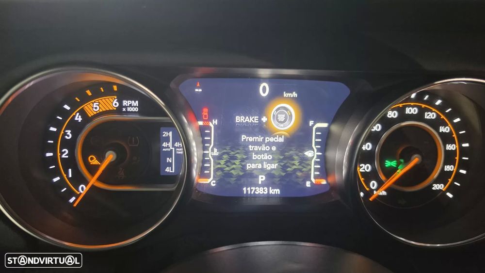 Jeep Gladiator 3.0V6 MultiJet AWD Auto Overland — fotografia 37