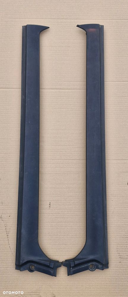 SCANIA R S  OBUDOWA MASKOWNICA SŁUPKA P/L - 1