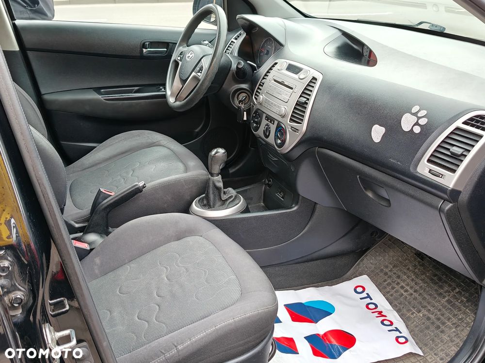 Hyundai ix20 1.4 Comfort - 18