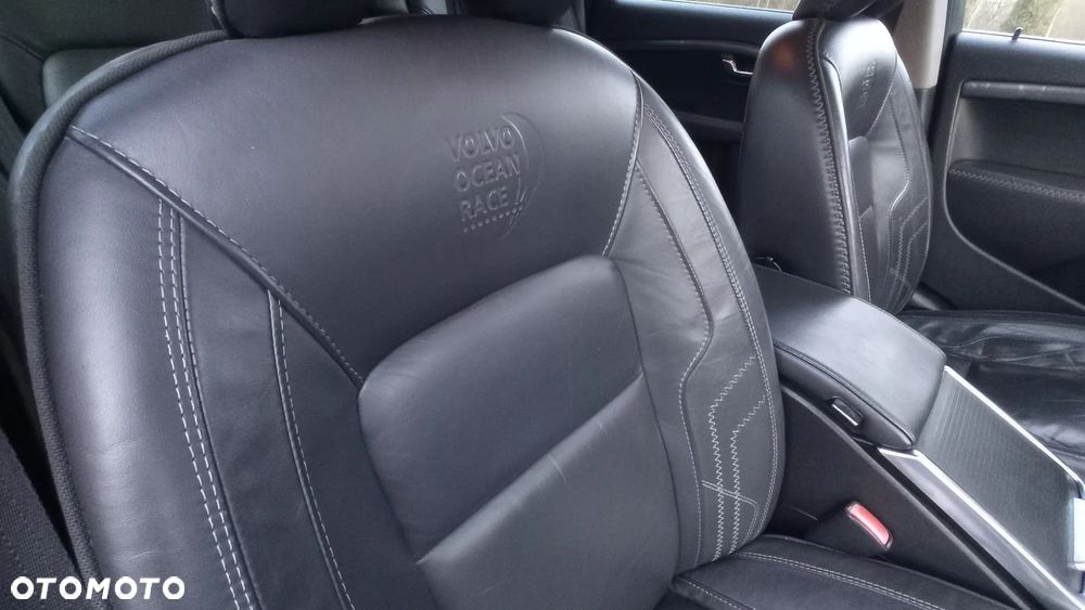 Volvo V70 D4 Ocean Race - 15