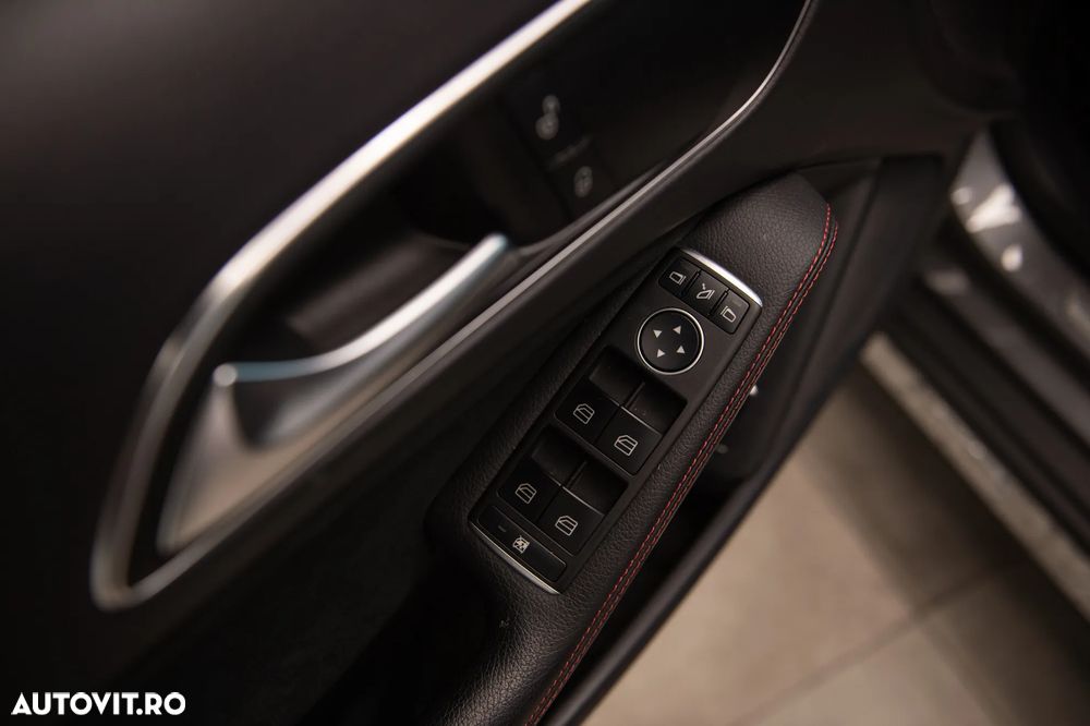 Mercedes-Benz GLA 200 d 4MATIC Aut. - 14