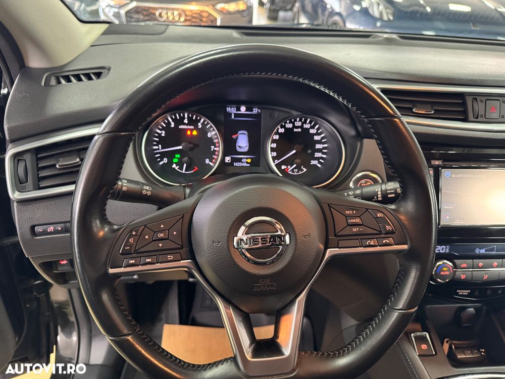 Nissan Qashqai 1.2 DIG-T Xtronic 360 - 9