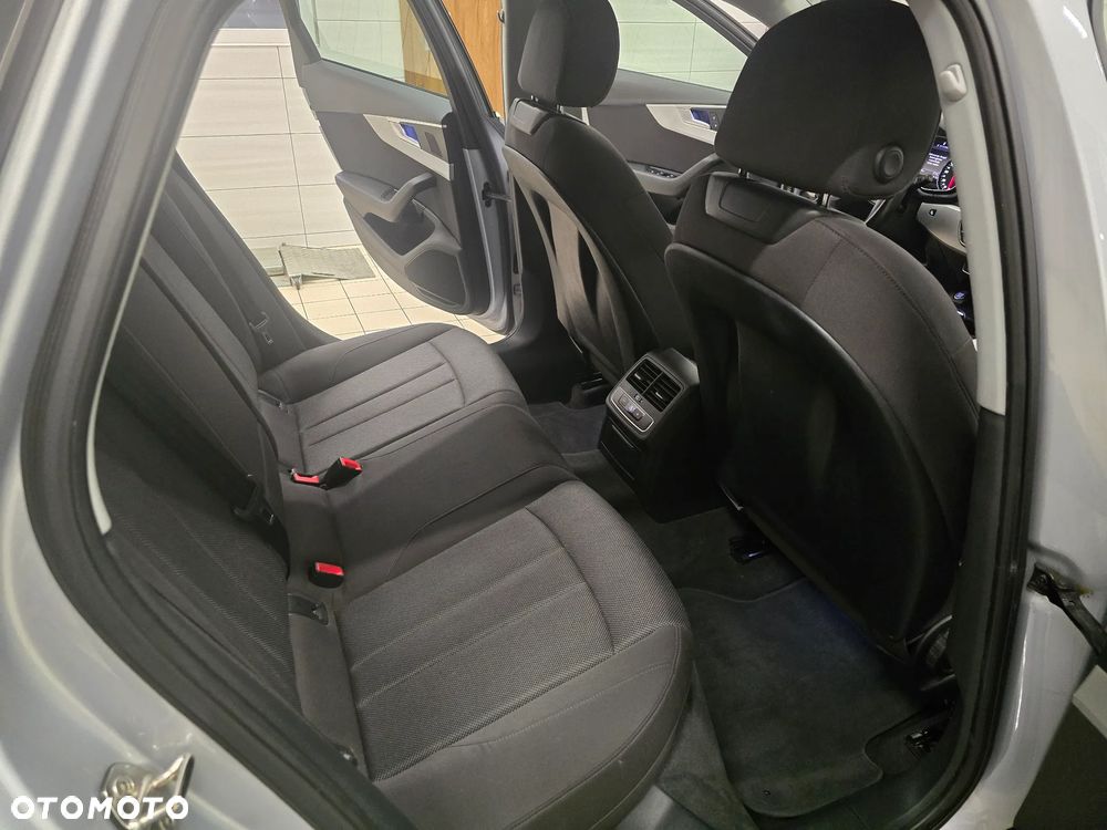 Audi A4 Avant 2.0 TDI DPF Attraction - 22