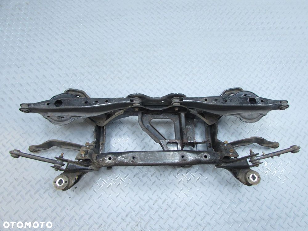 VOLVO S60 II V60 10-18 WOZEK LAWA BELKA KOLYSKA ZAWIESZENIA TYL - 13