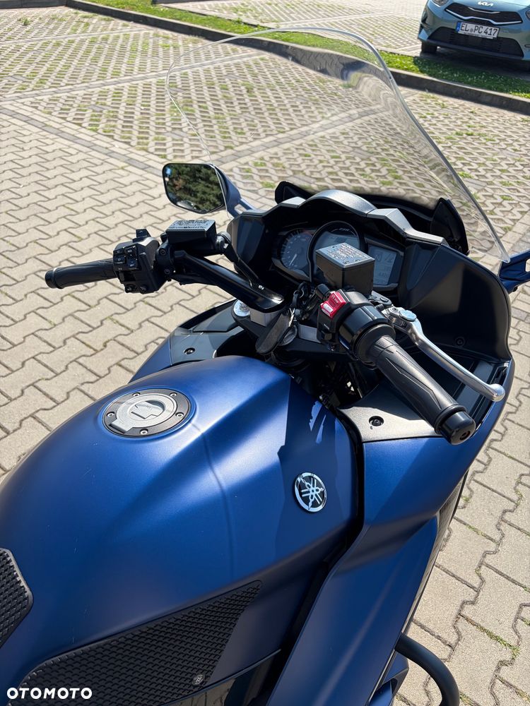 Yamaha FJR - 10
