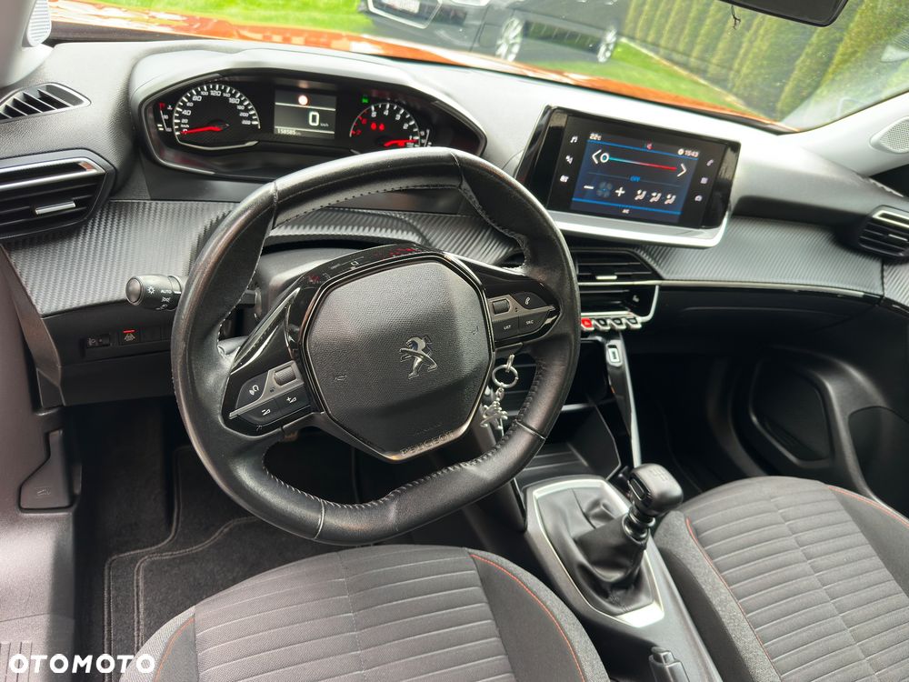 Peugeot 2008 - 22