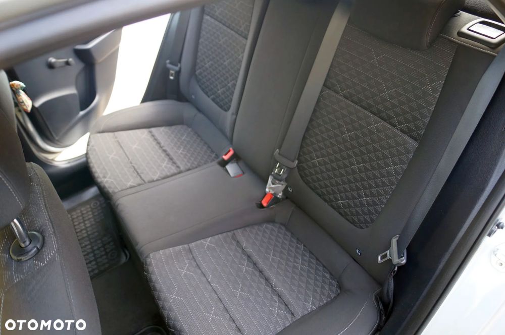 Kia Rio 1.2 L Business Line - 26