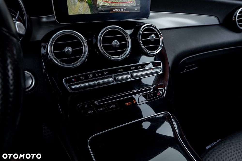 Mercedes-Benz GLC 250 4Matic 9G-TRONIC - 32