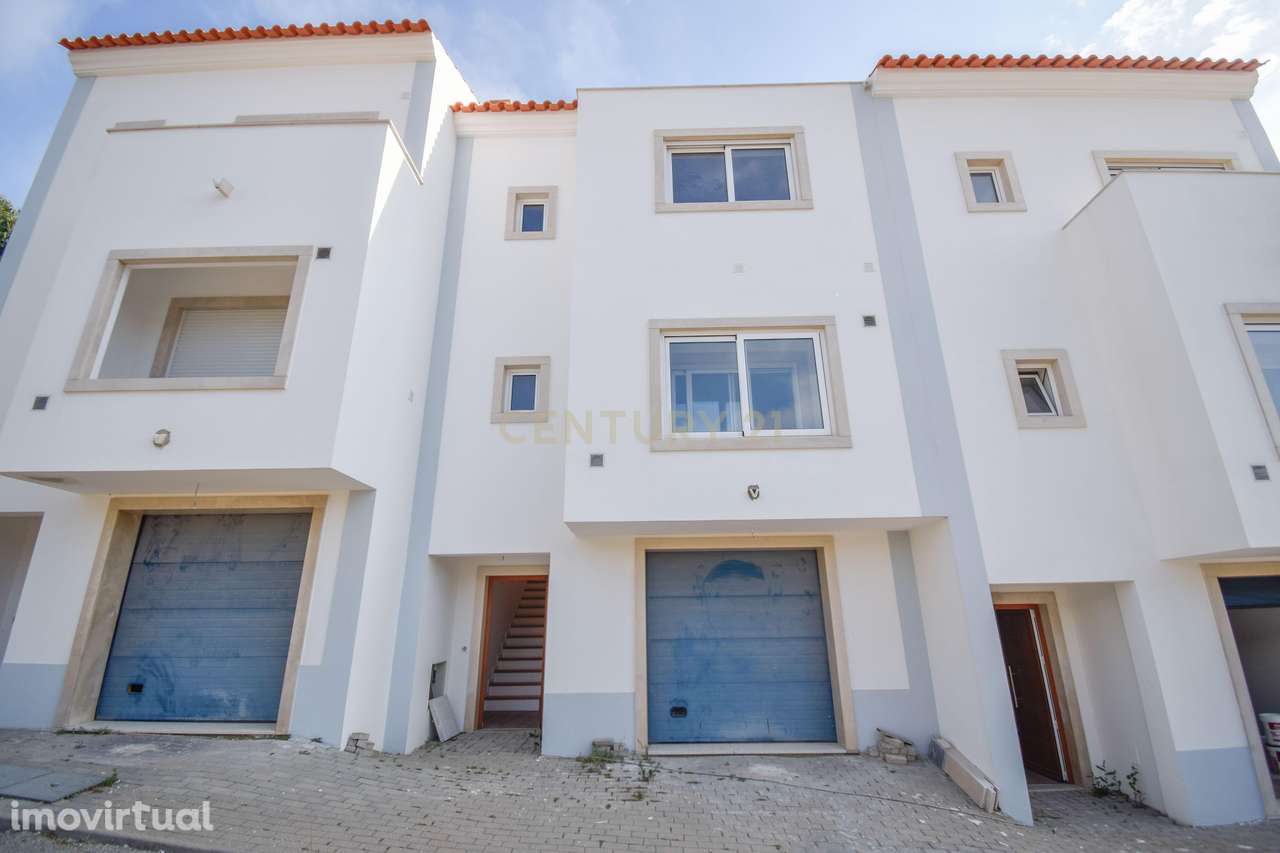 Moradias Condomínio fechado Belas Garden T2+1 e T3+1 - Grande imagem: 3/32