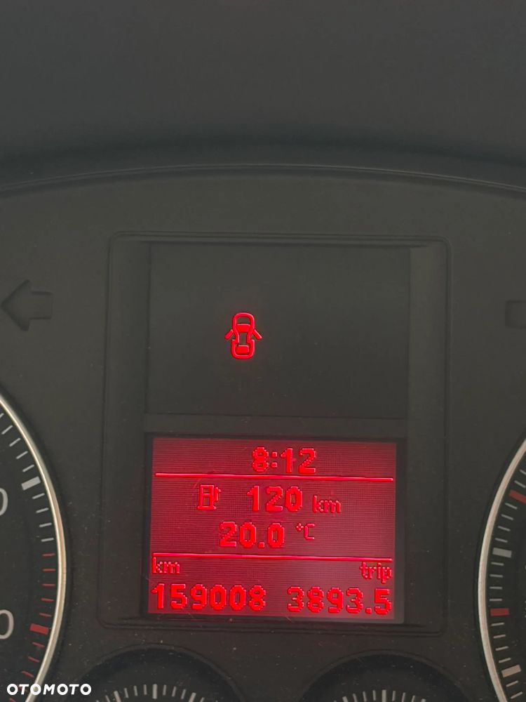 Volkswagen Golf 1.6 Comfortline - 32
