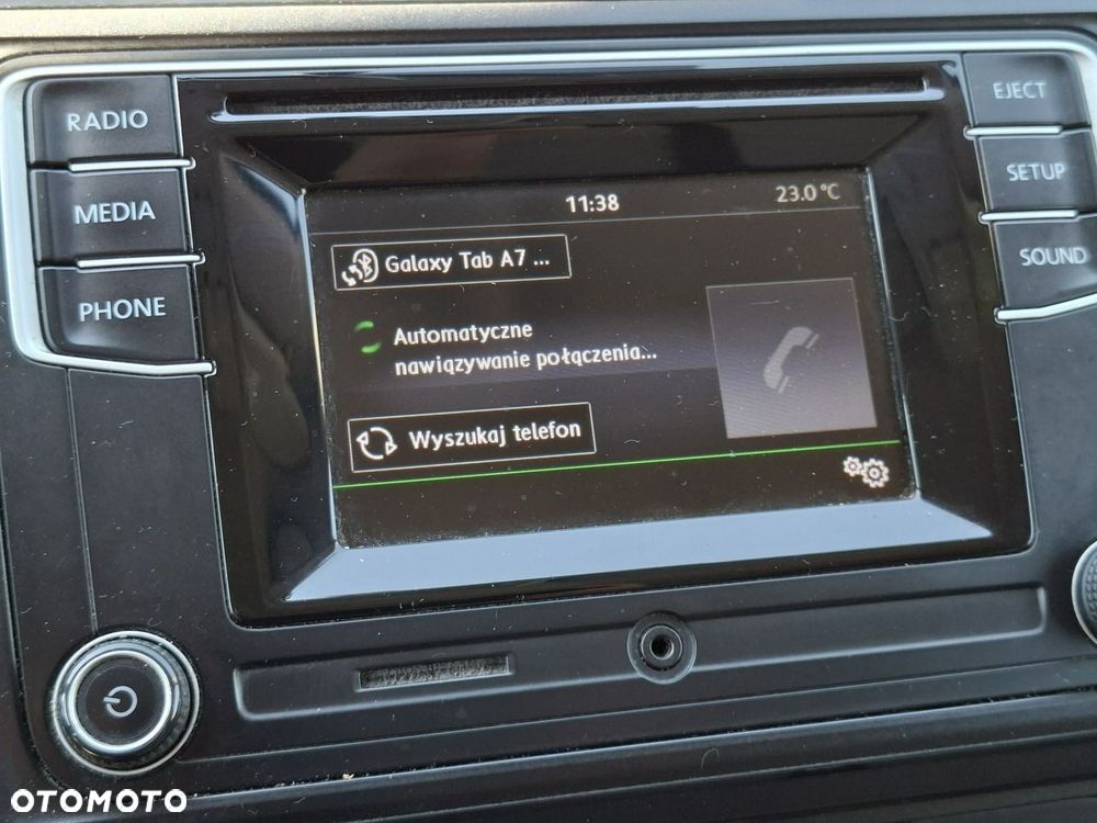 Volkswagen Caravelle - 17