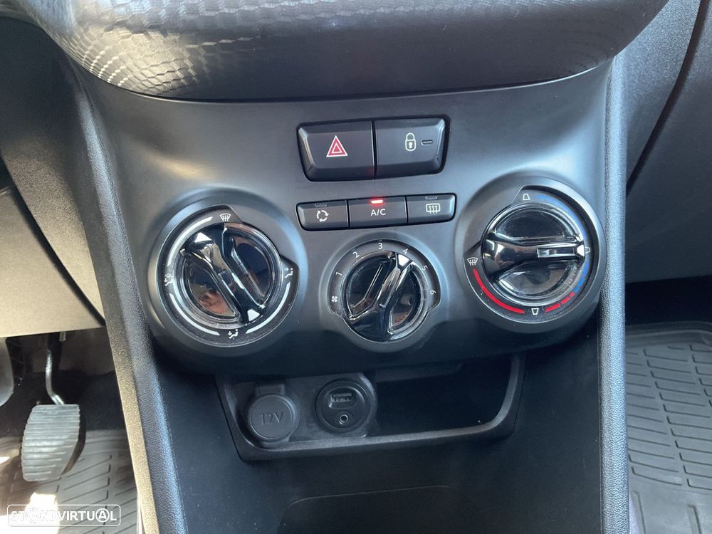 Peugeot 2008 1.2 PureTech Style - 30