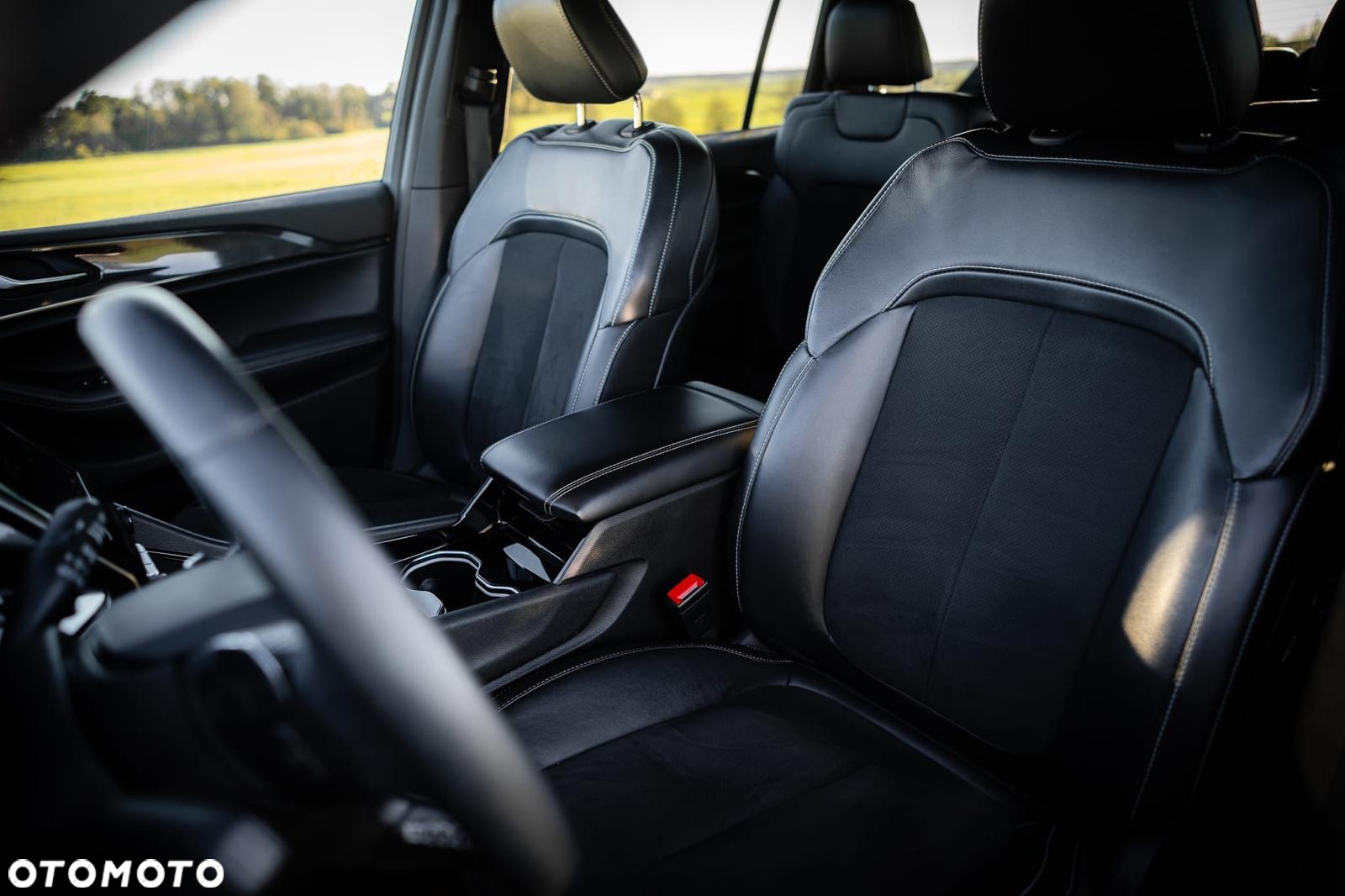 Jeep Grand Cherokee - 13