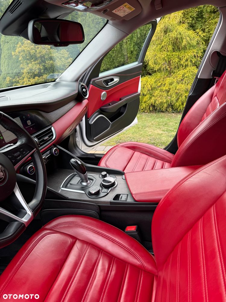 Alfa Romeo Giulia 2.0 Turbo Veloce Q4 - 35