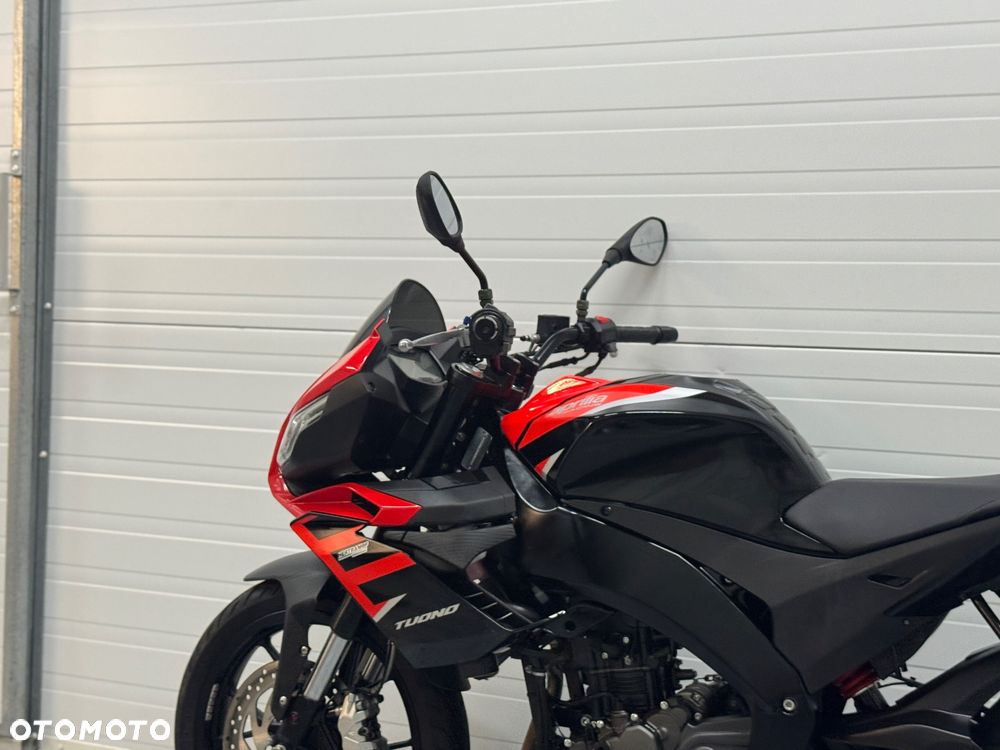 Aprilia Tuono - 14