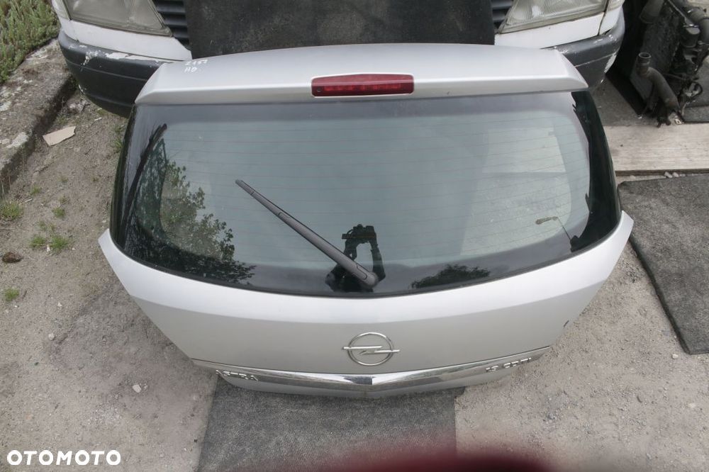 klapa bagażnika Opel Astra H z157 - 1