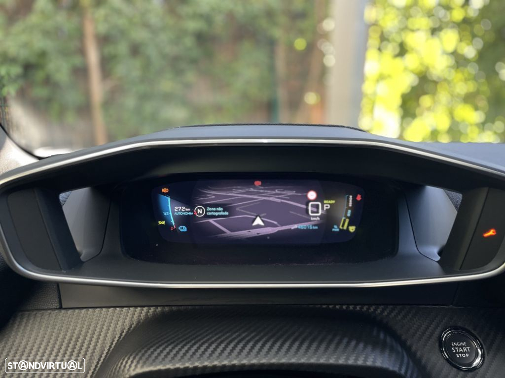 Peugeot e-2008 50 kWh GT - 39