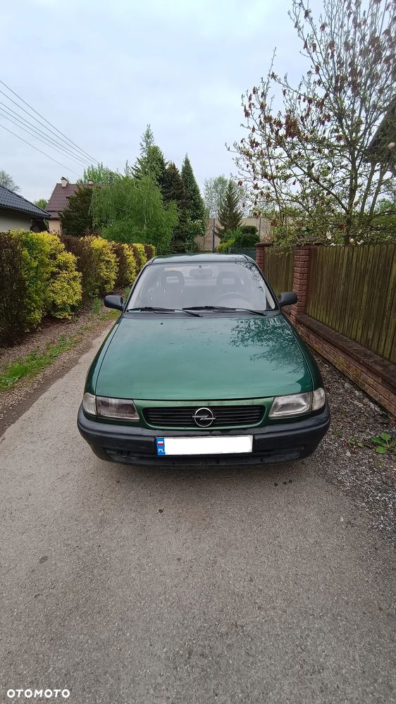 Opel Astra - 2