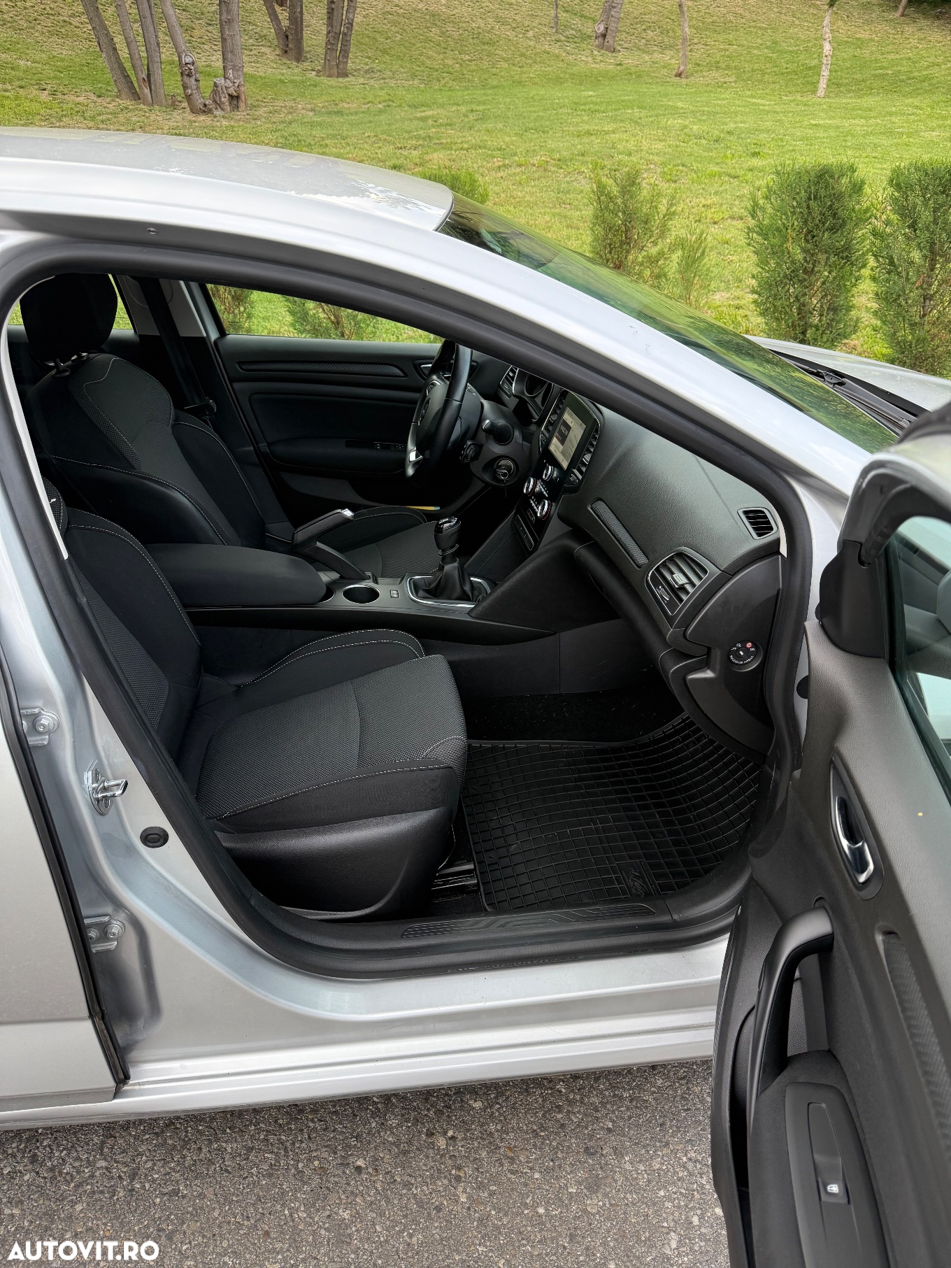 Renault Megane BLUE dCi Intens - 9