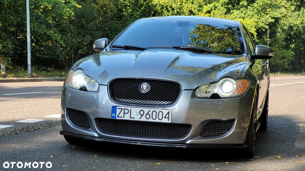 Jaguar XF 4.2 SV8 - 2