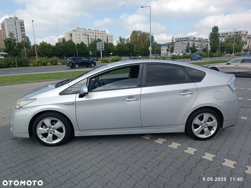 Toyota Prius - 8