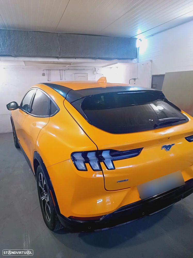Ford Mustang Mach-E AWD PREMIUM - 8