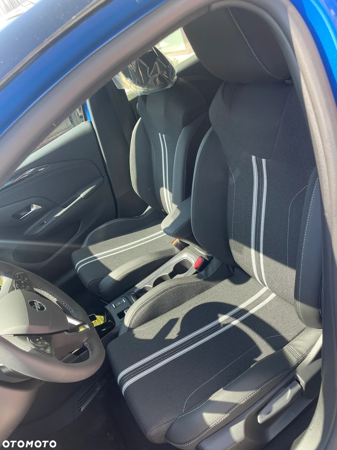 Opel Corsa 1.2 T mHEV GS eDCT - 11