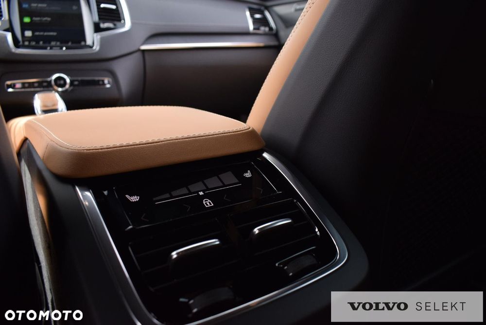 Volvo XC 90 - 26