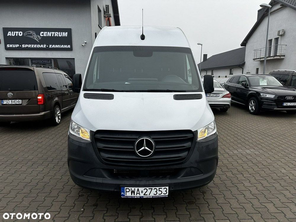 Mercedes-Benz Sprinter - 5