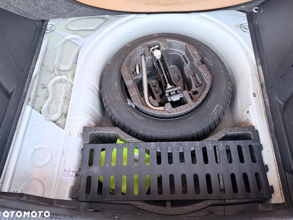 Skoda Fabia 1.6 TDI DPF Ambition - 20