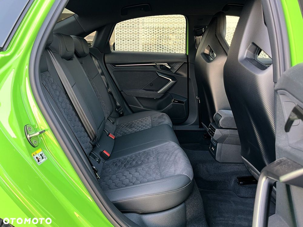 Audi RS3 Limousine - 24