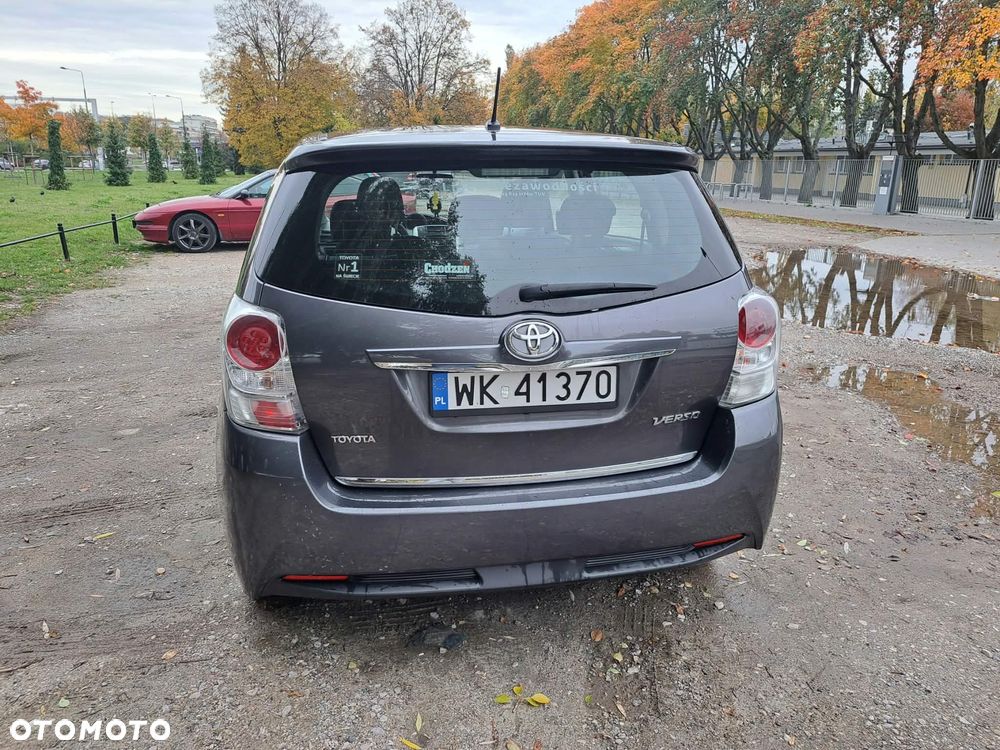 Toyota Verso 2013 photo 3
