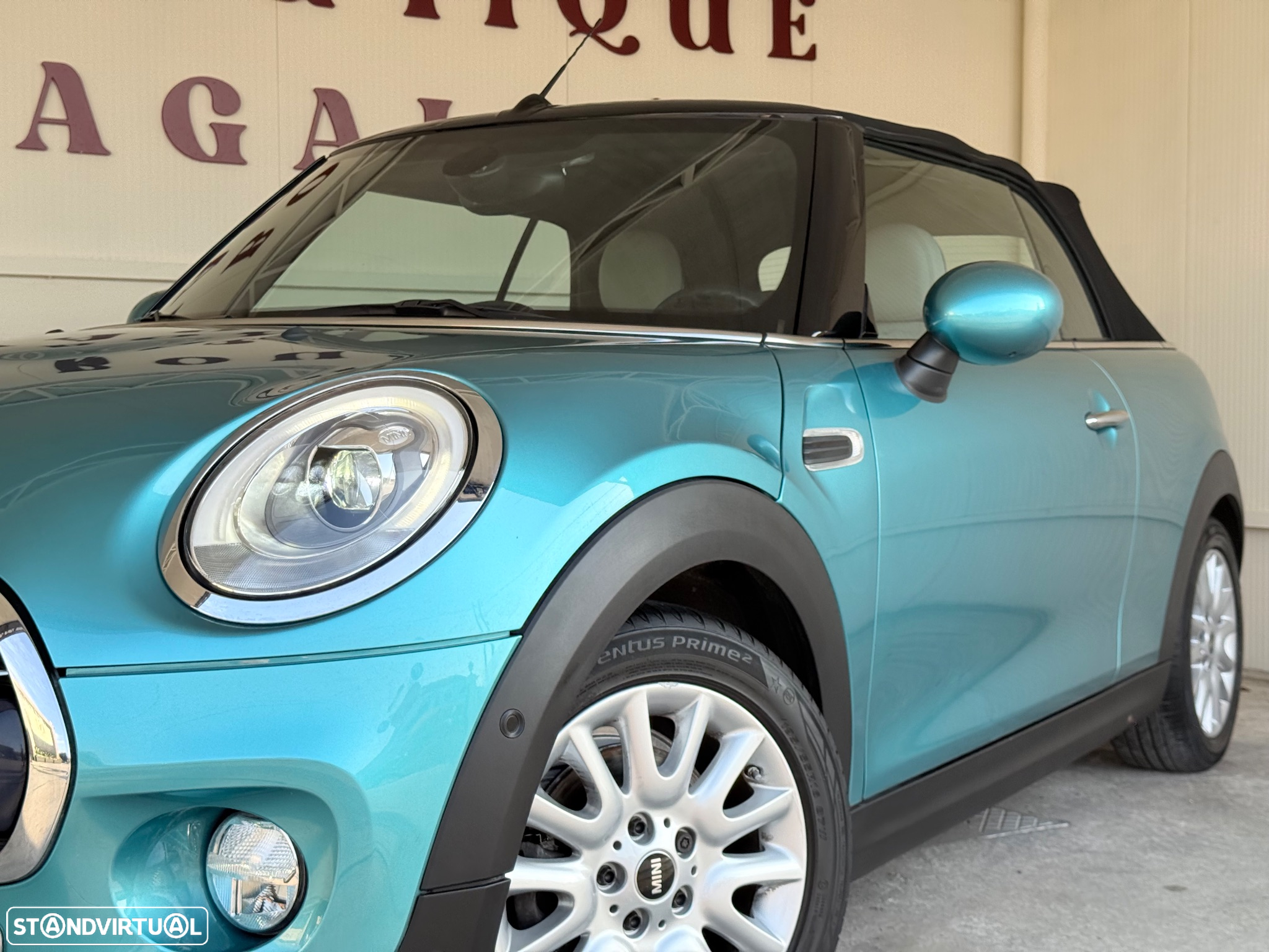 MINI Cabrio Cooper Auto. Essential - 4