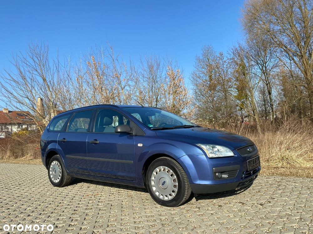 Ford Focus 1.4 16V Trend - 8
