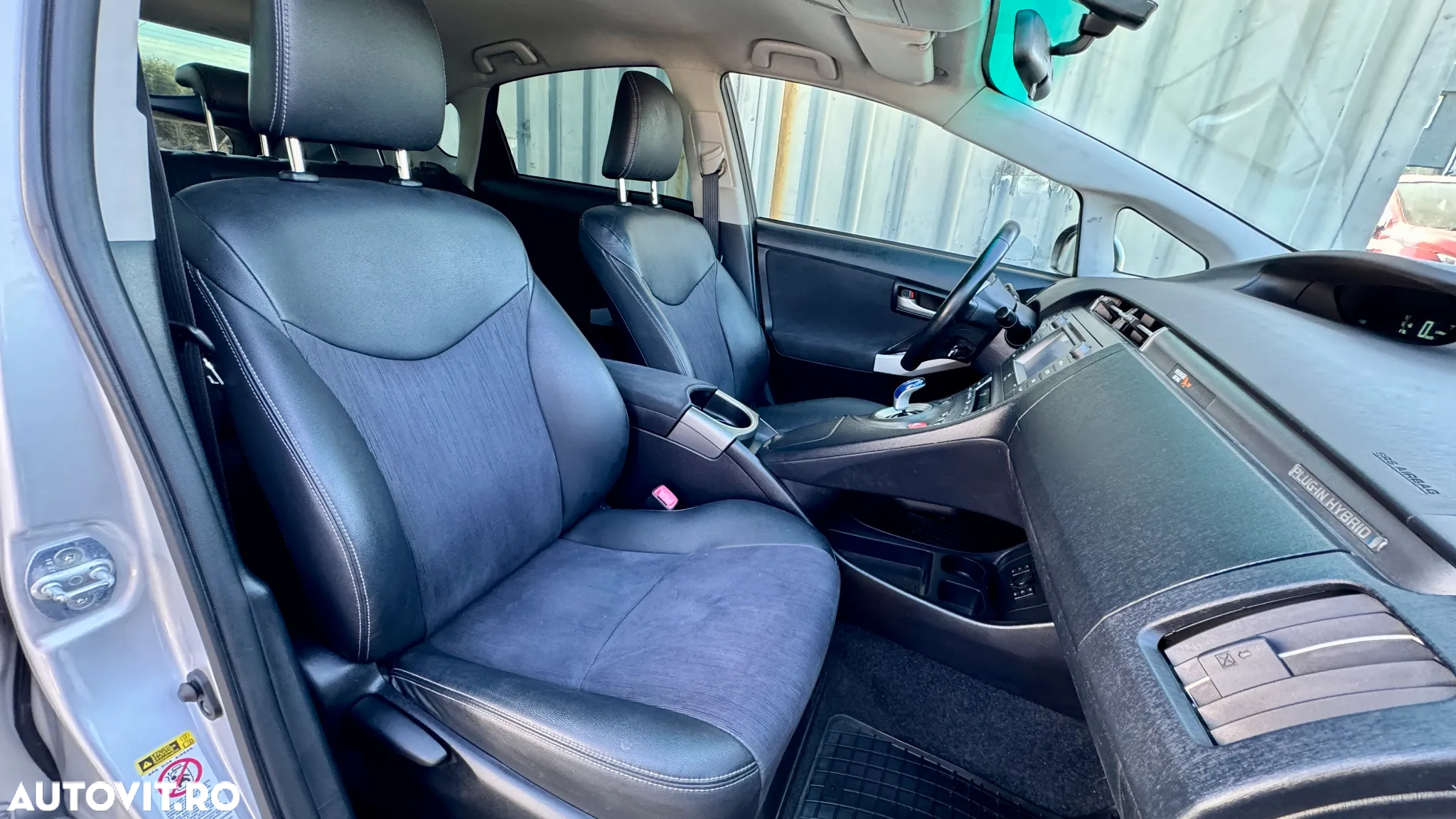 Toyota Prius - 10