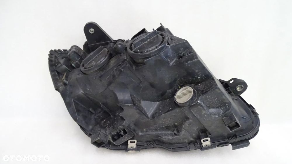 MERCEDES C-KLASA W205 - lampa przednia lewa - 12