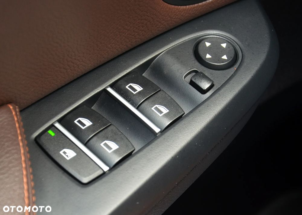 BMW X3 sDrive18d - 17