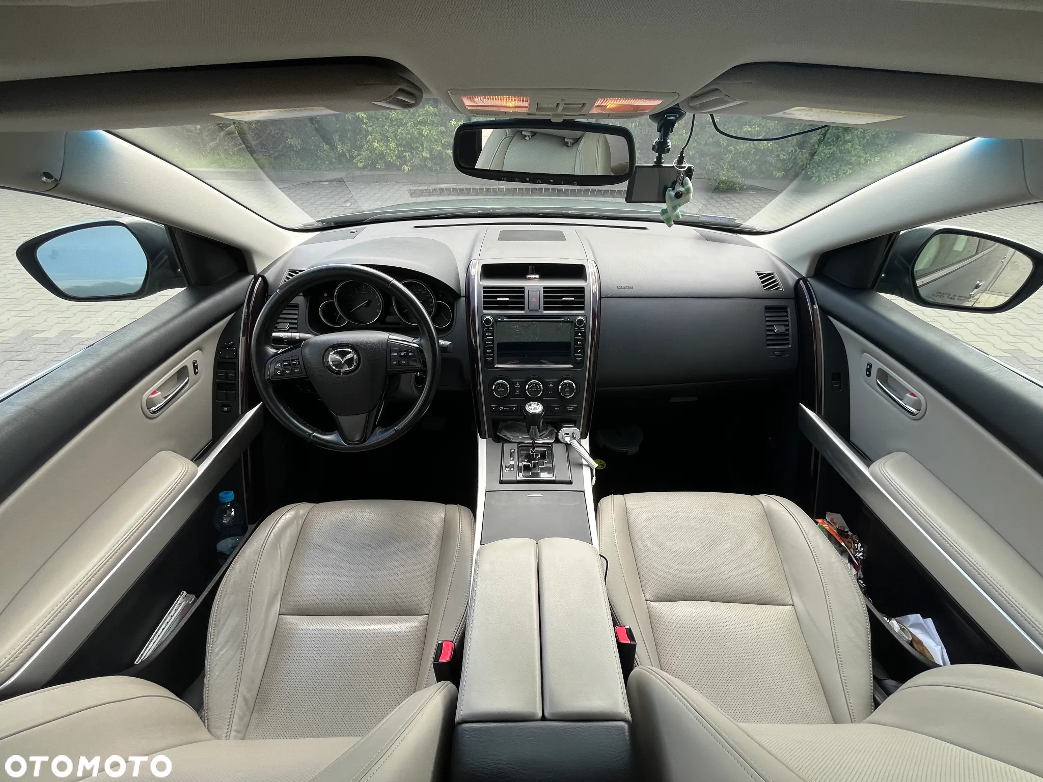 Mazda CX-9 - 12