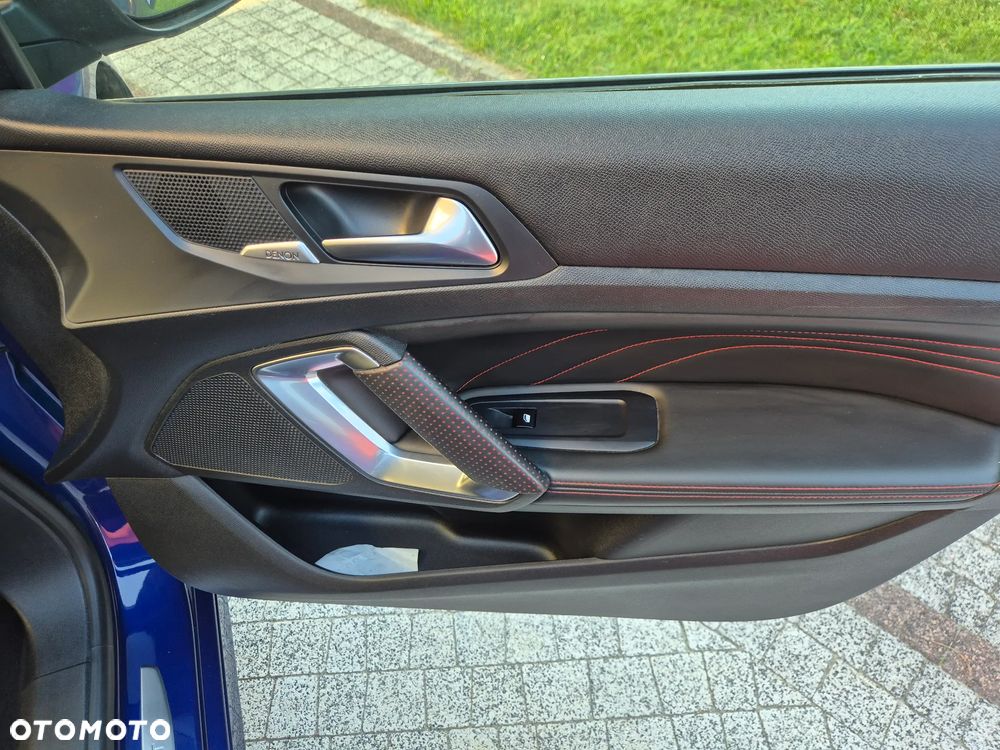 Peugeot 308 - 15
