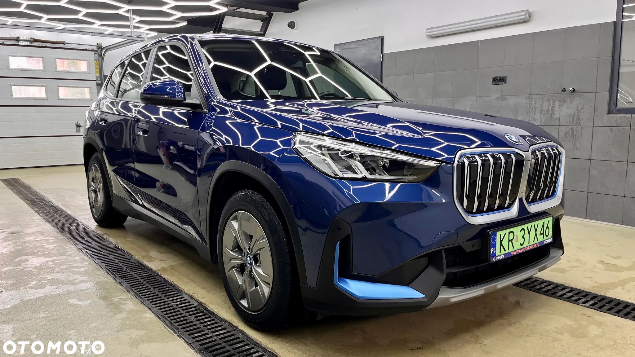 BMW iX1 xDrive30 66.5kWh - 1