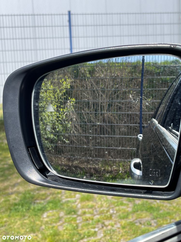 Lancia Thema 3.6 V6 VVT 24V Automatik Executive - 27