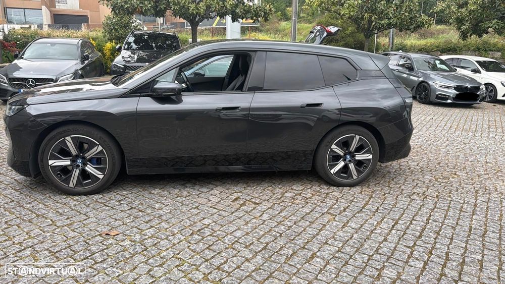 BMW iX xDrive 40 Pack Desportivo - 6