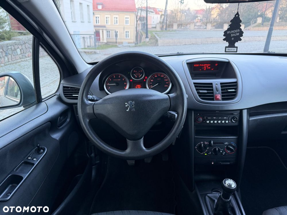 Peugeot 207 95 VTi Filou - 10