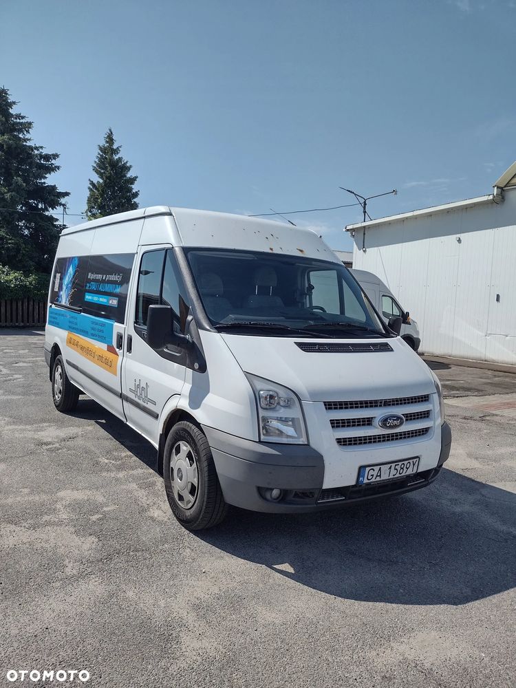 Ford Transit - 1