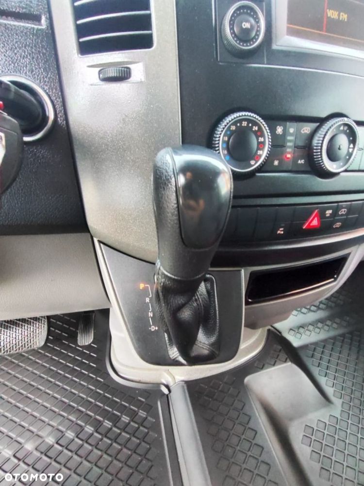 Mercedes-Benz SPRINTER - 17