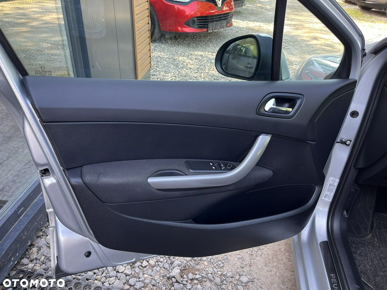 Peugeot 308 1.6 Trendy - 15