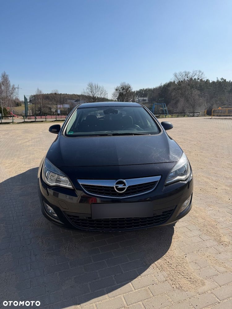 Opel Astra 2.0 CDTI Cosmo - 3