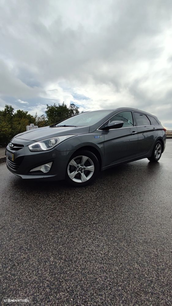 Hyundai i40 SW 1.7 CRDi Blue Comfort - 1
