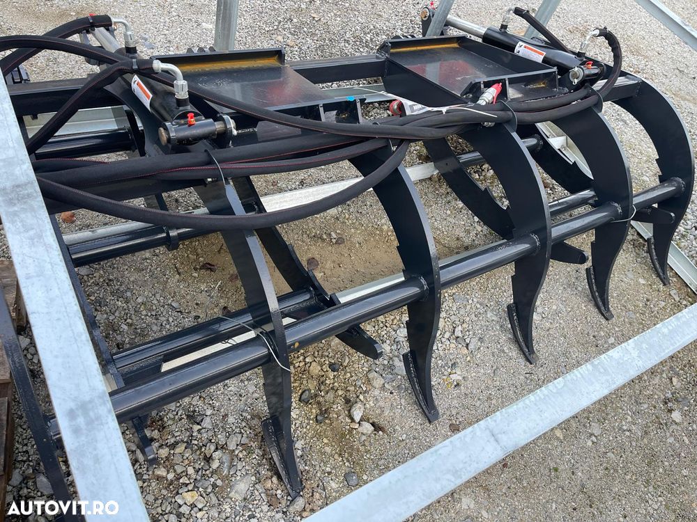 Atașamentul tip cupă crocodil pentru mini încărcătoare, Bobcat / Caterpillar ... - 1